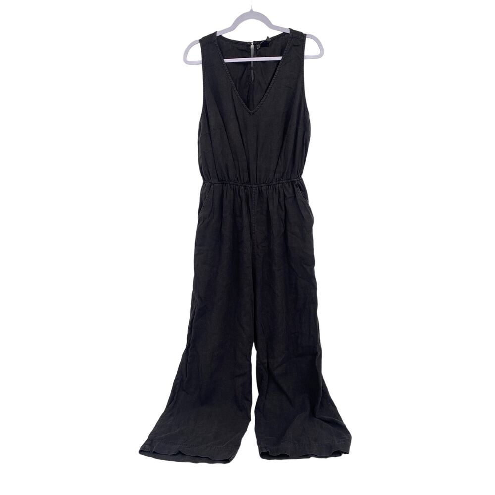 Universal Thread Black V-Neck Sleeveless Wide-Leg Jumpsuit